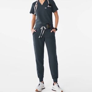 Figs Dark Harbour Scrub Set